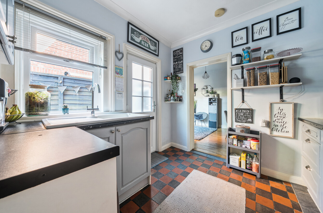 3 bedroom  terraced house for sale