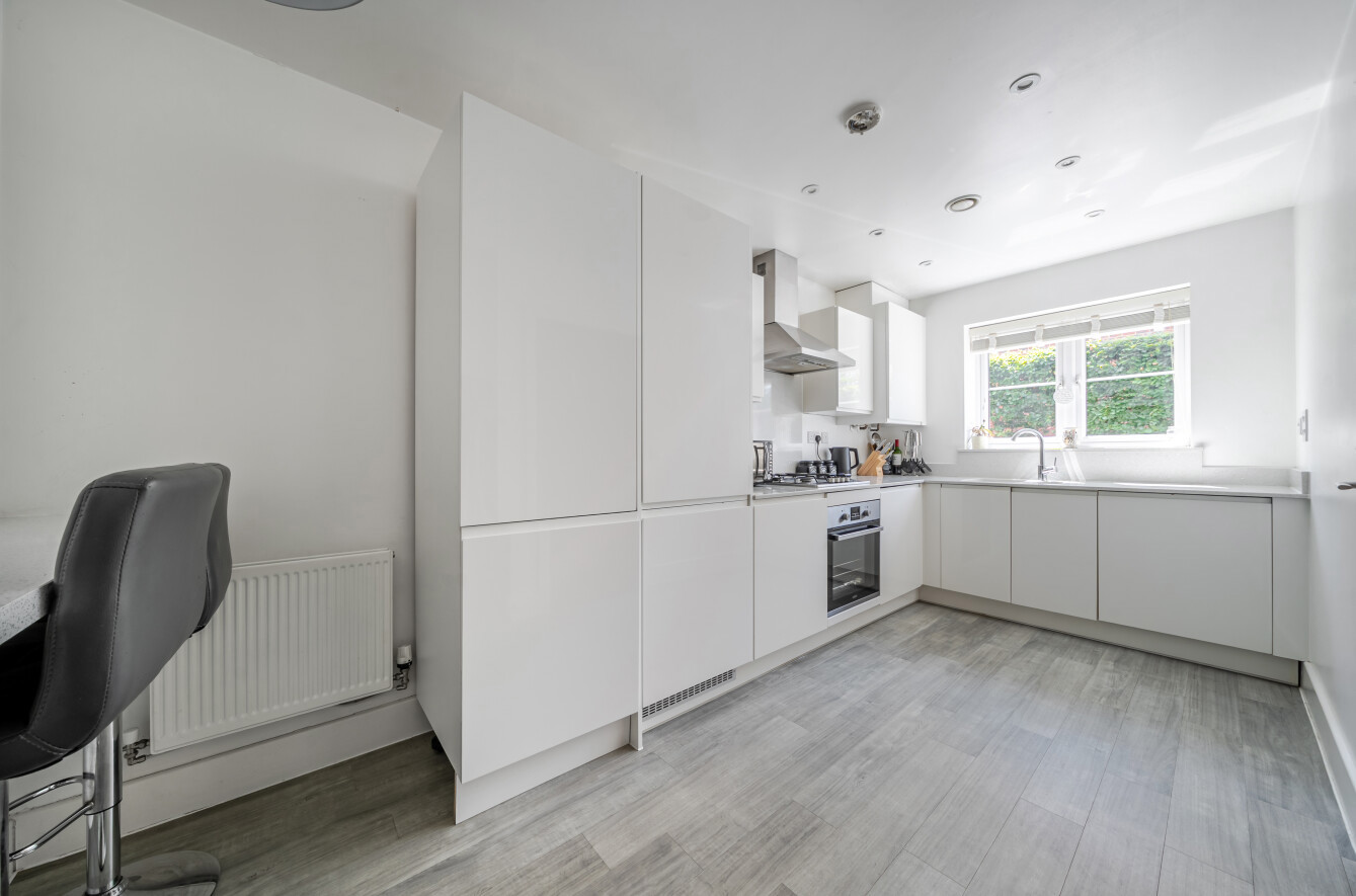 3 bedroom  semi-detached house for sale