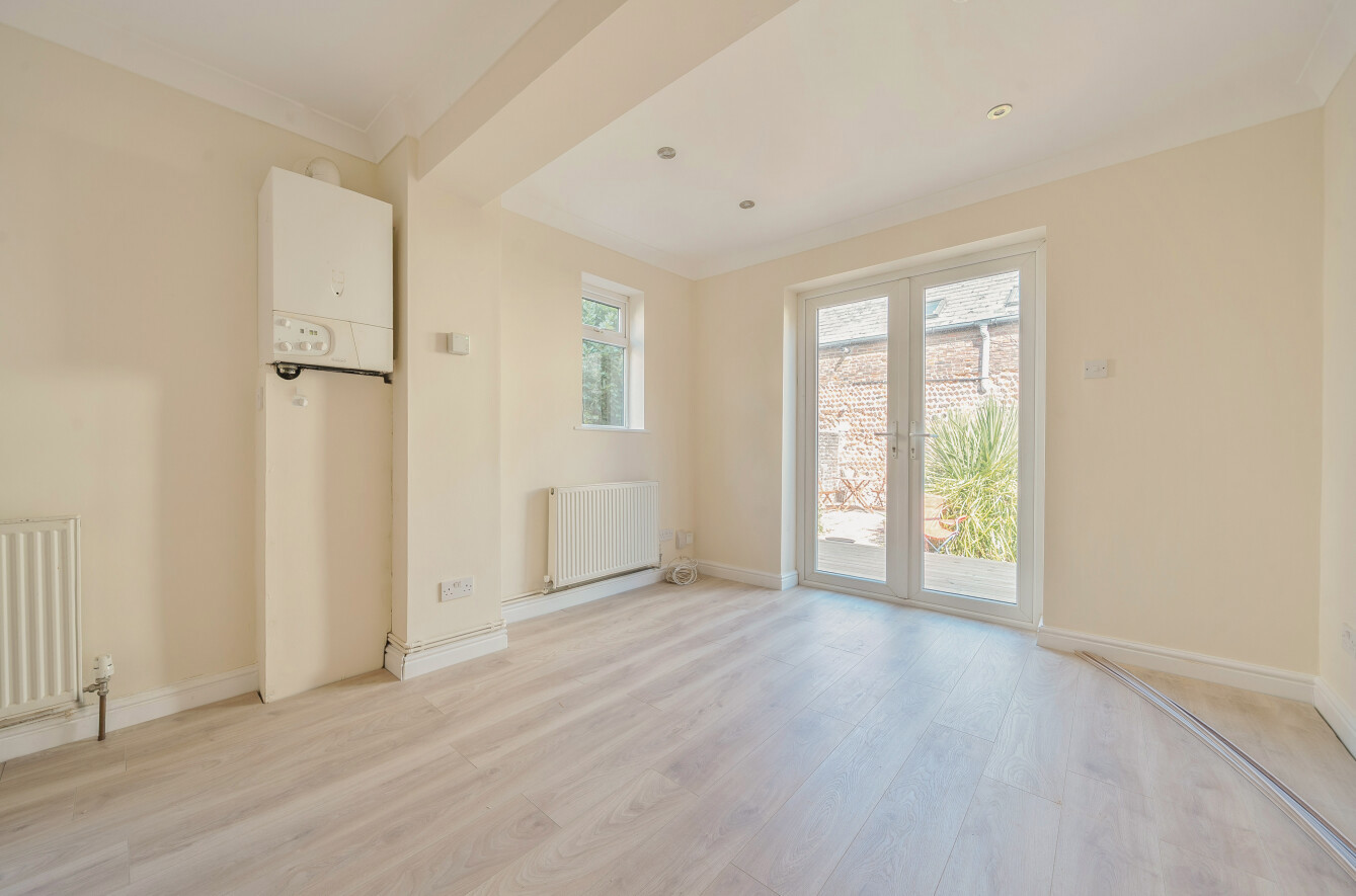 1 bedroom apartment to rent