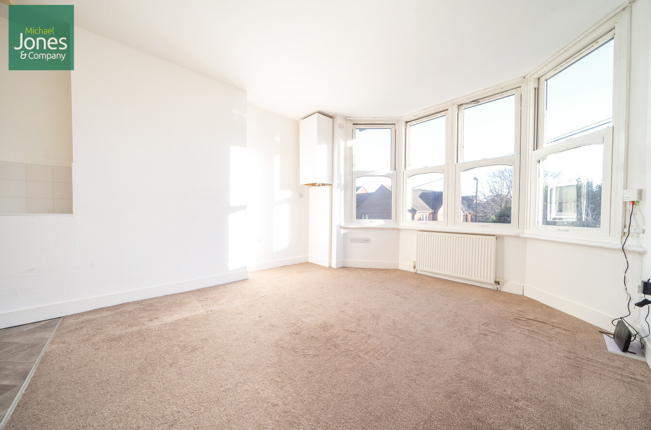 1 bedroom apartment to rent