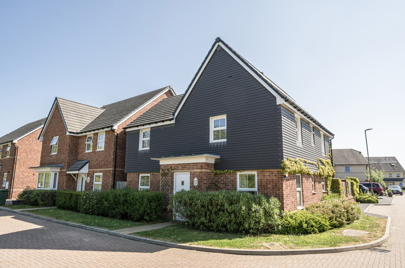 4 bedroom  detached house for sale