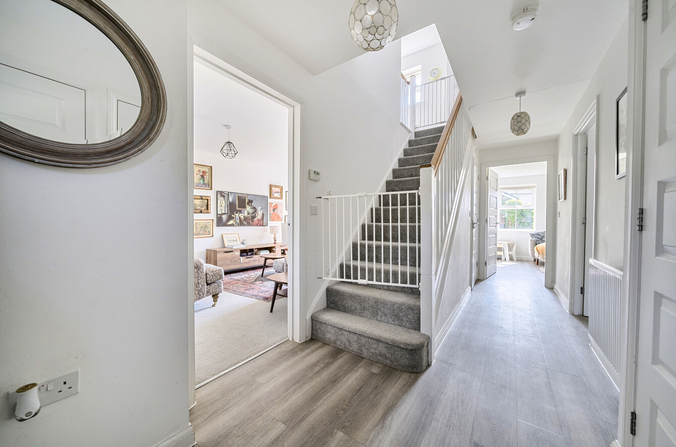 4 bedroom  detached house for sale