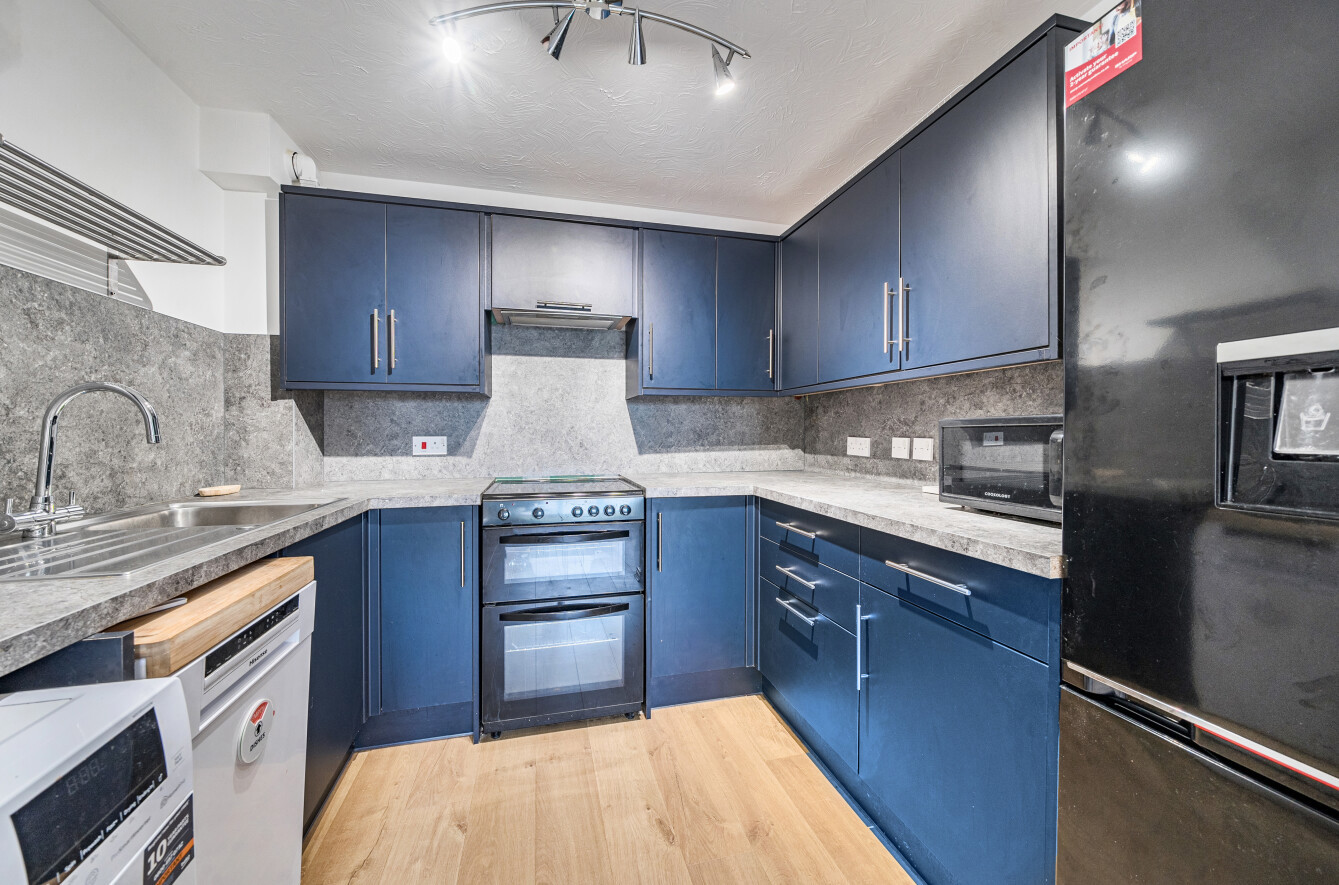 2 bedroom apartment for sale