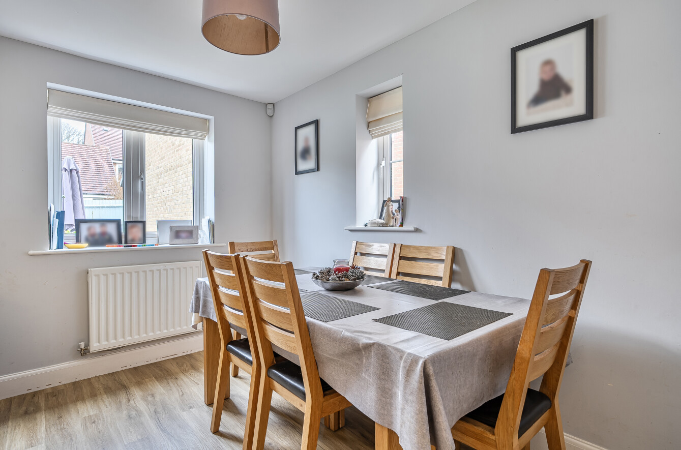 3 bedroom  detached house for sale