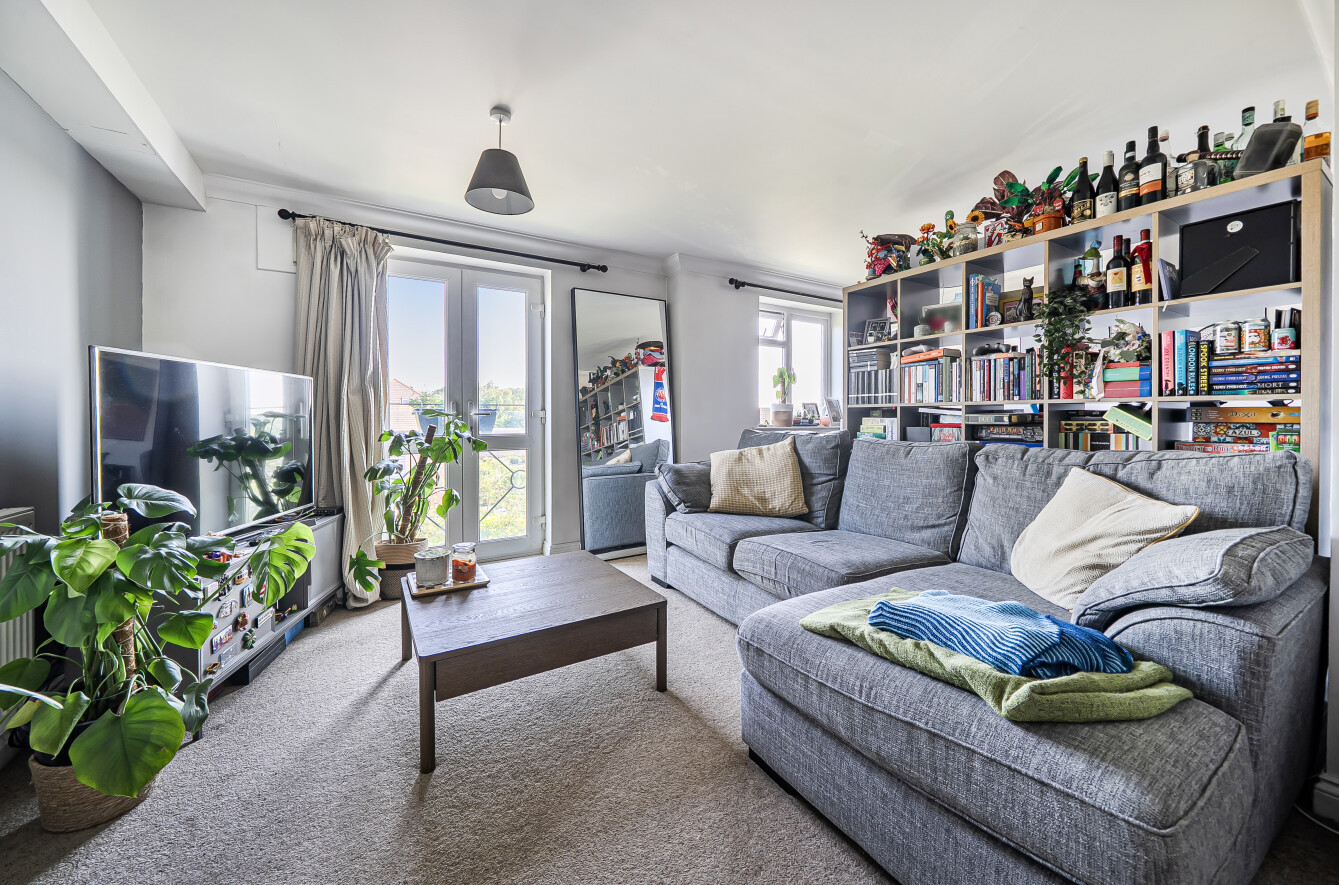 1 bedroom apartment for sale