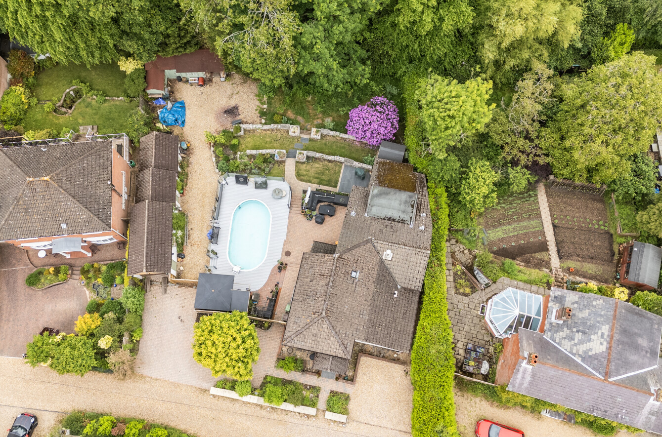 4 bedroom  detached house for sale