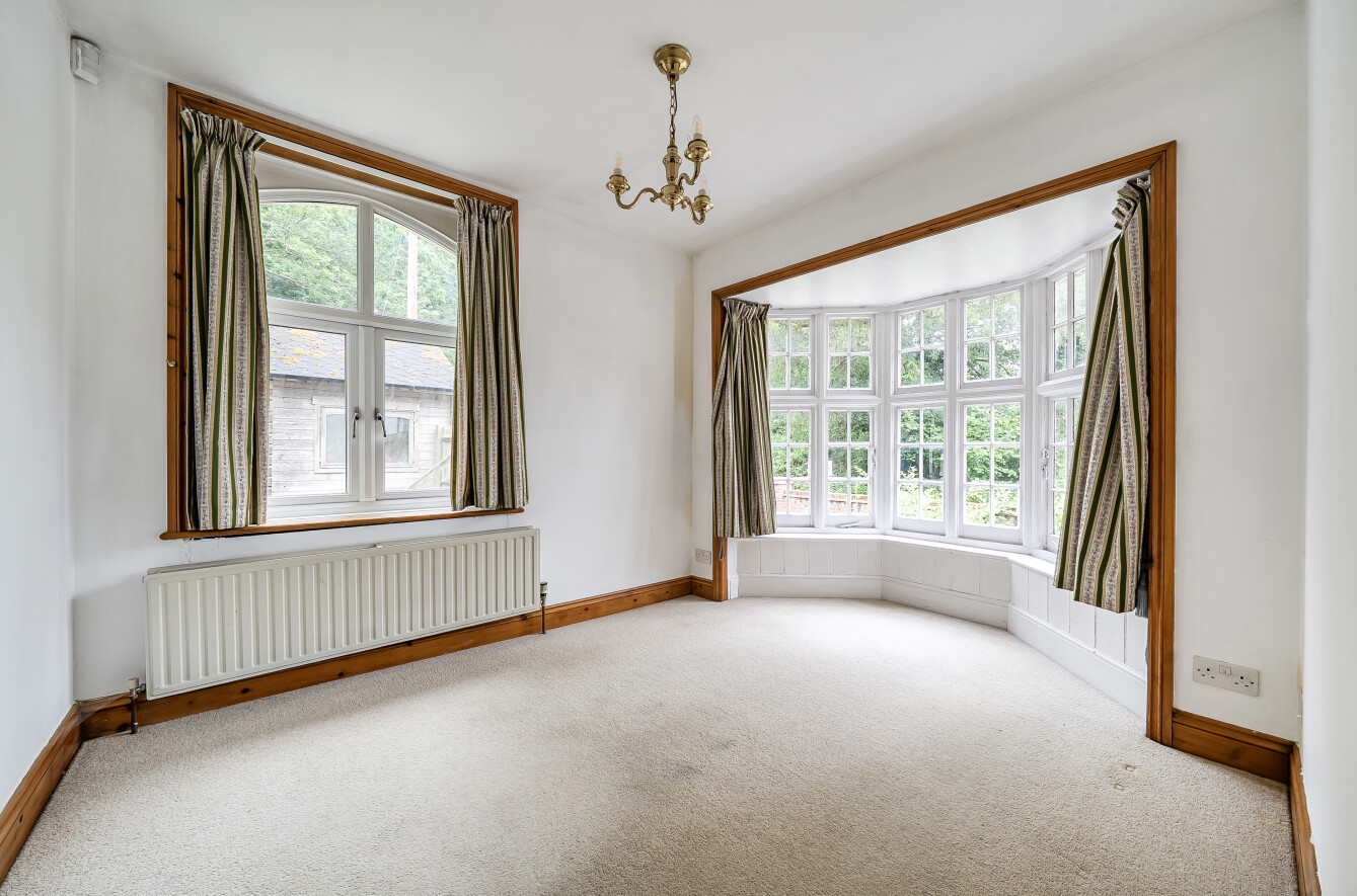 3 bedroom  detached house for sale