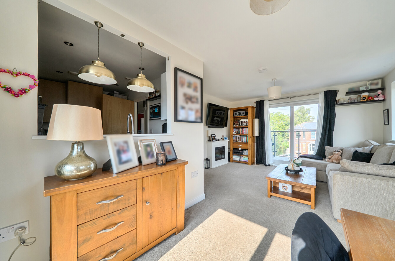2 bedroom apartment for sale