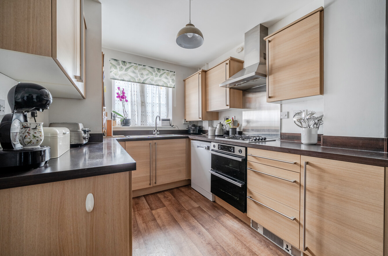3 bedroom  terraced house for sale