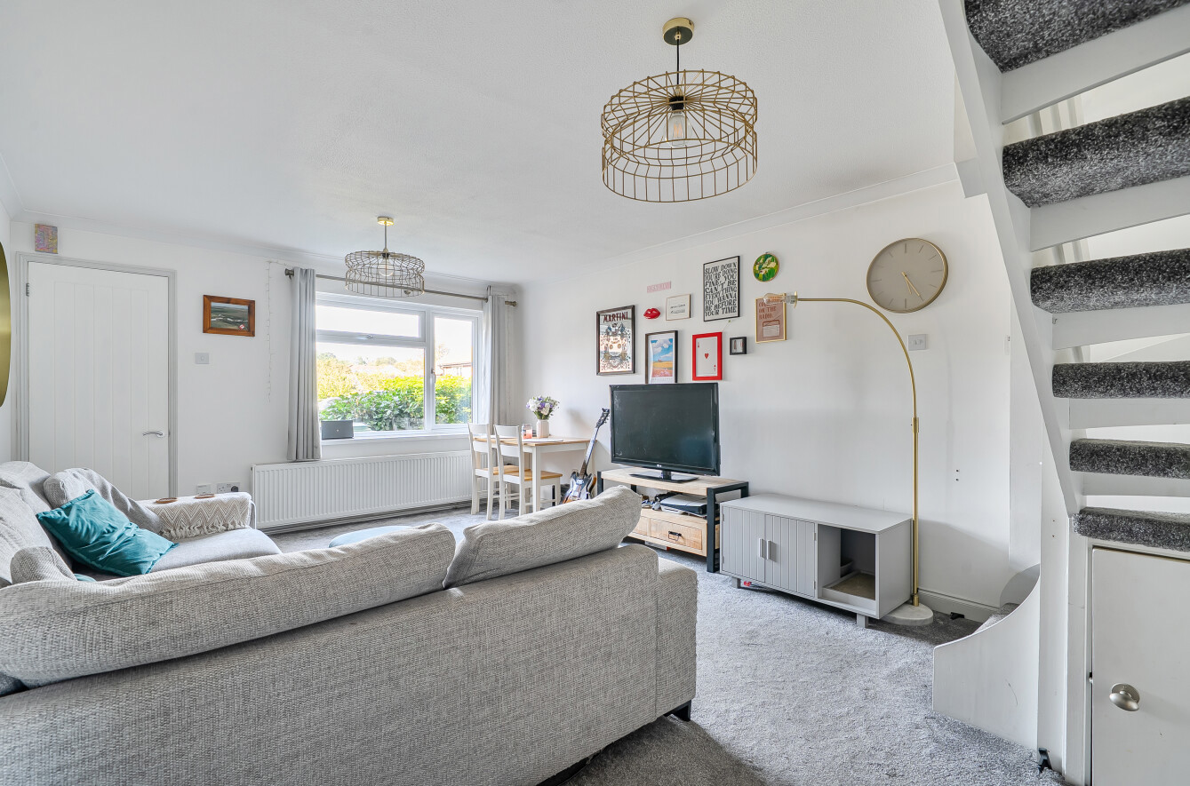 2 bedroom house for sale