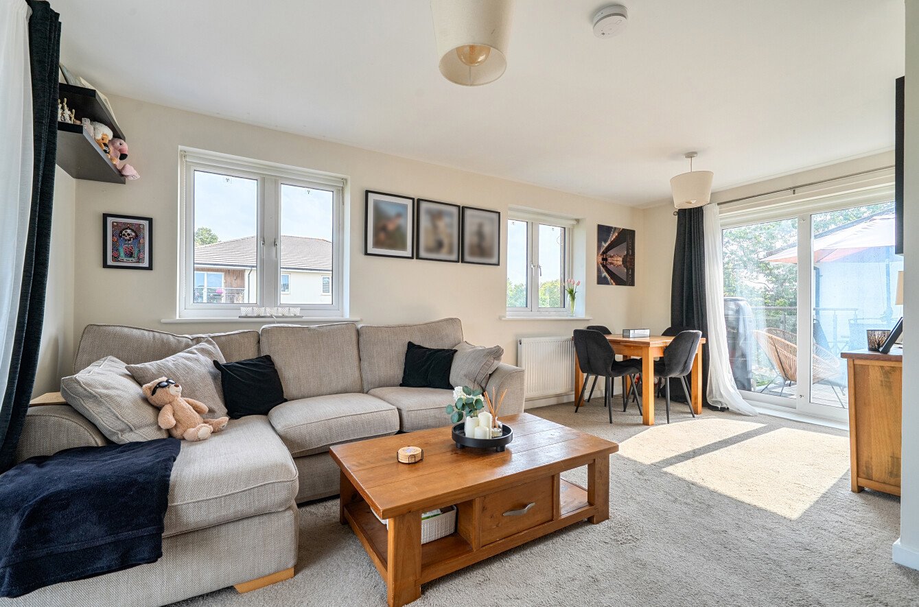 2 bedroom apartment for sale
