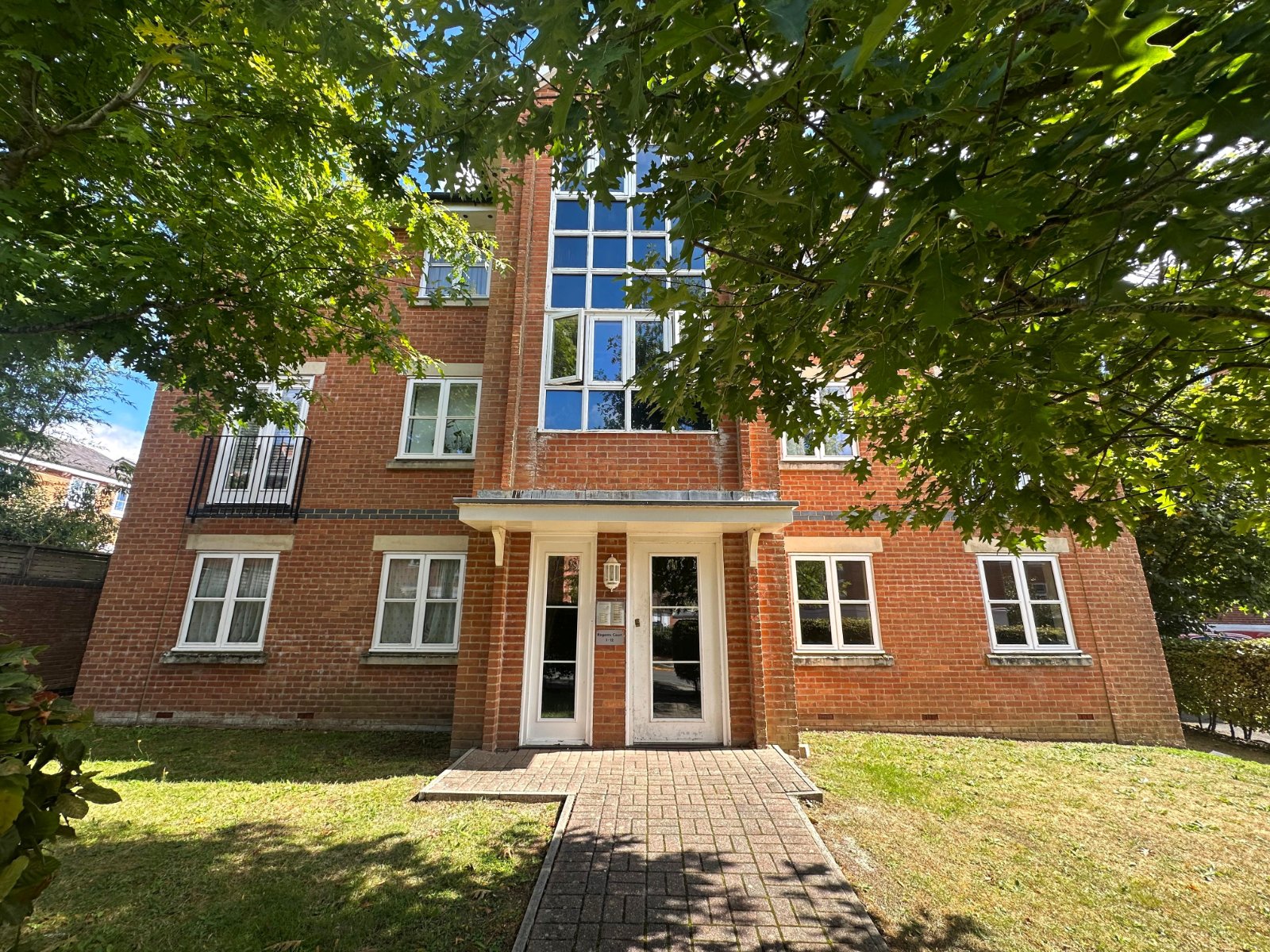 1 bedroom apartment to rent