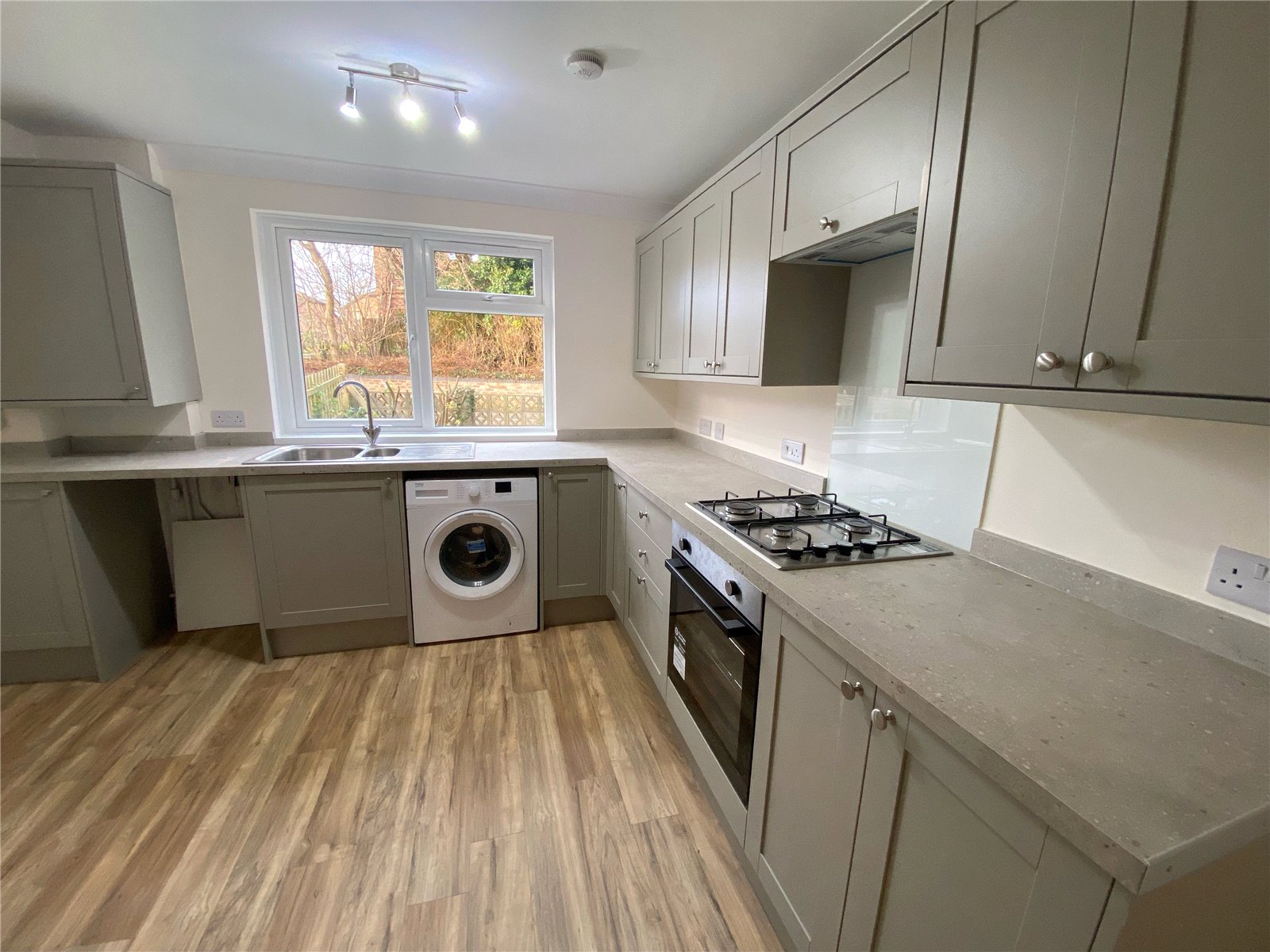 2 bedroom apartment to rent