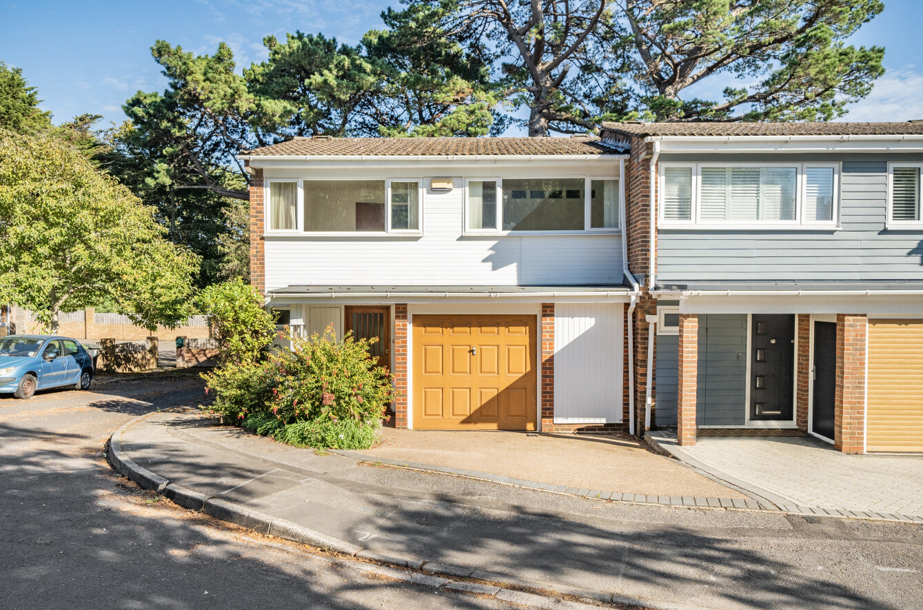 3 bedroom semi-detached house to rent