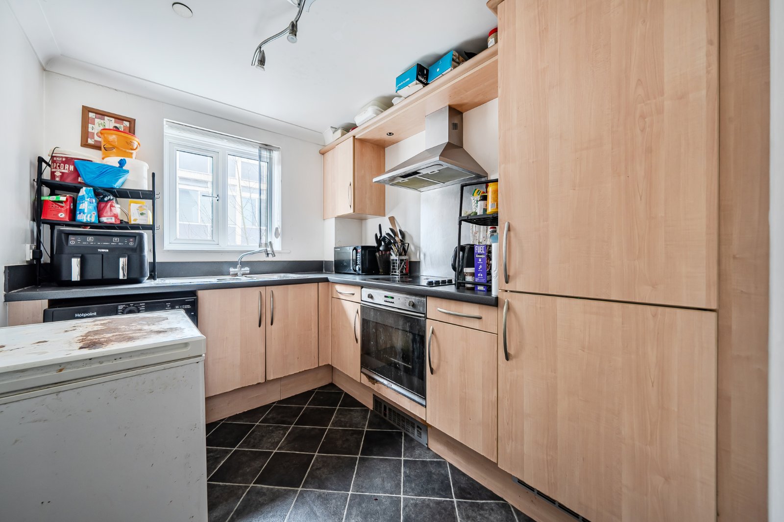 2 bedroom apartment for sale