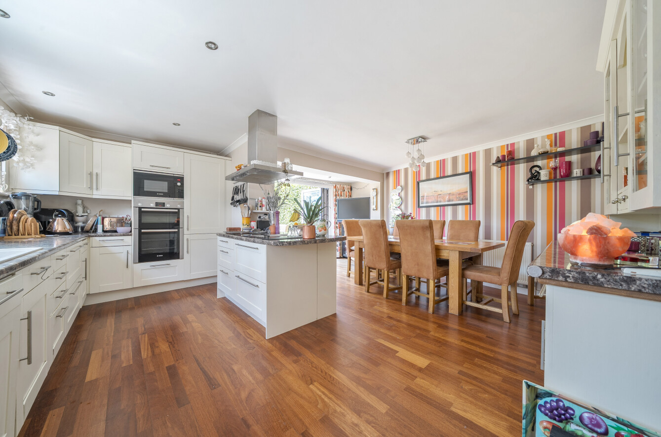 4 bedroom house for sale