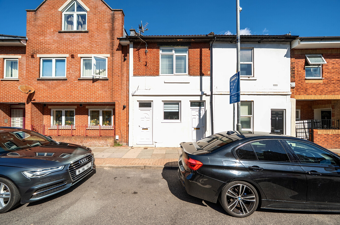 2 bedroom apartment for sale