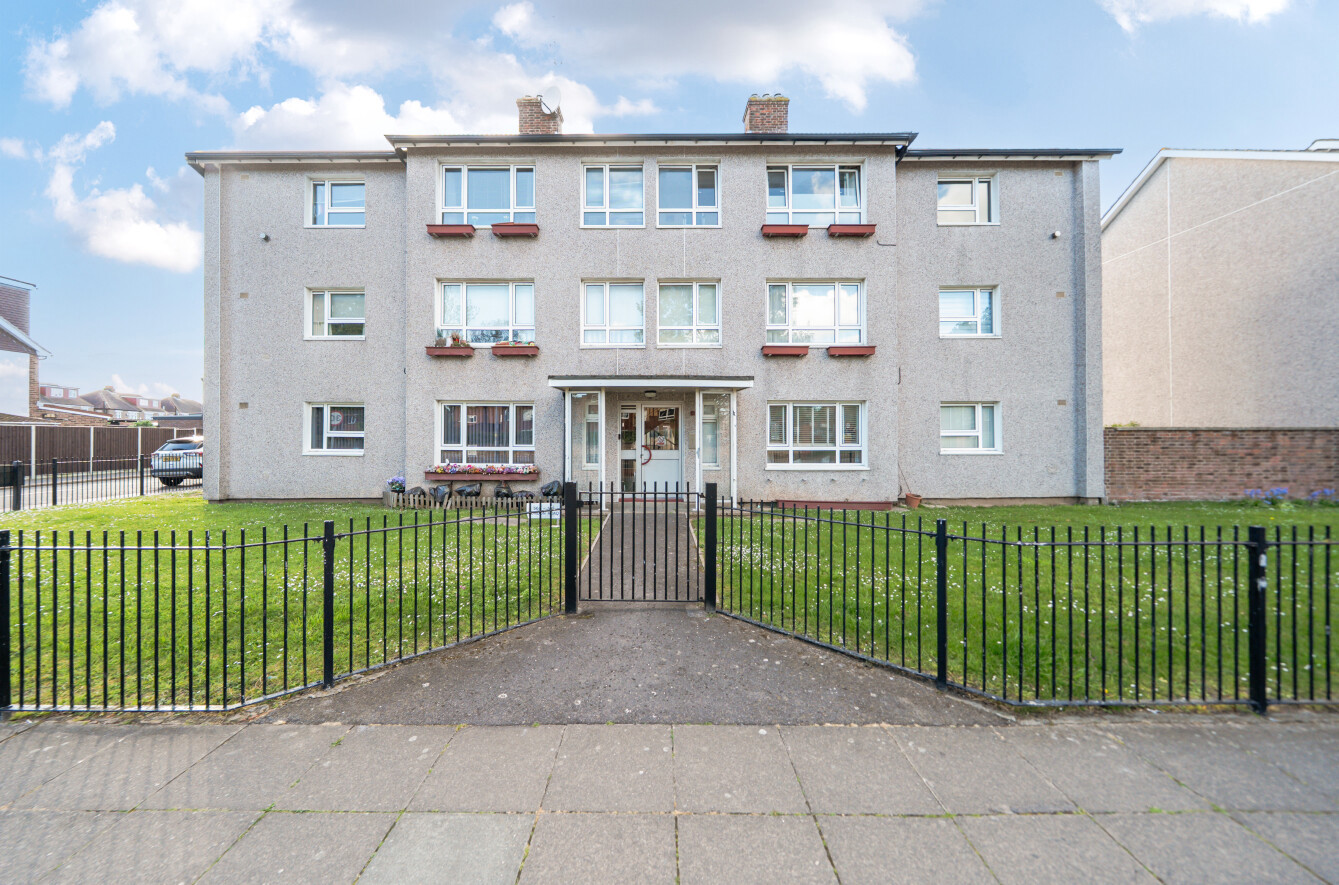 2 bedroom apartment for sale
