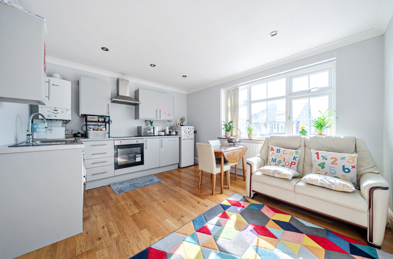 2 bedroom apartment for sale