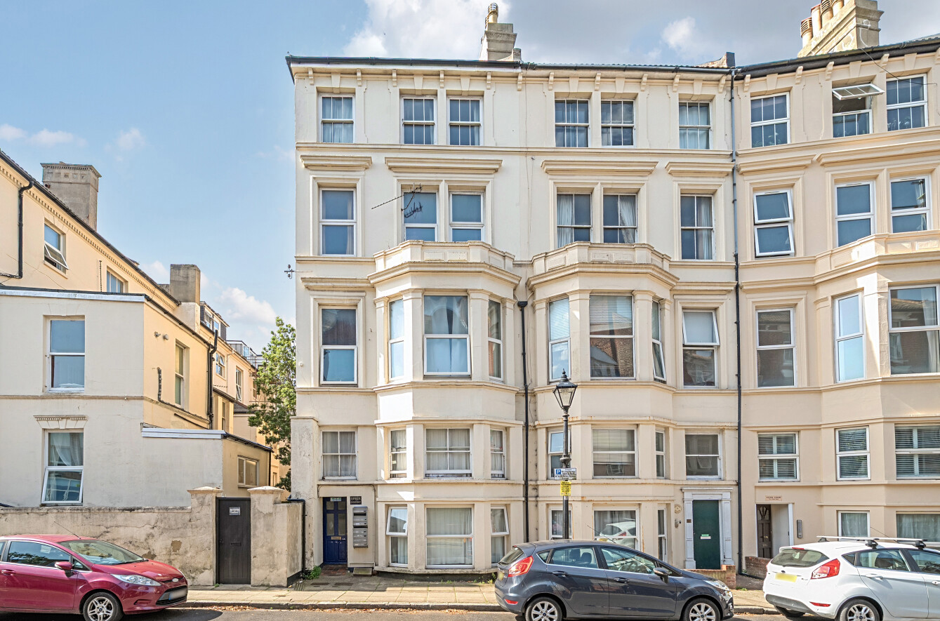 1 bedroom apartment for sale
