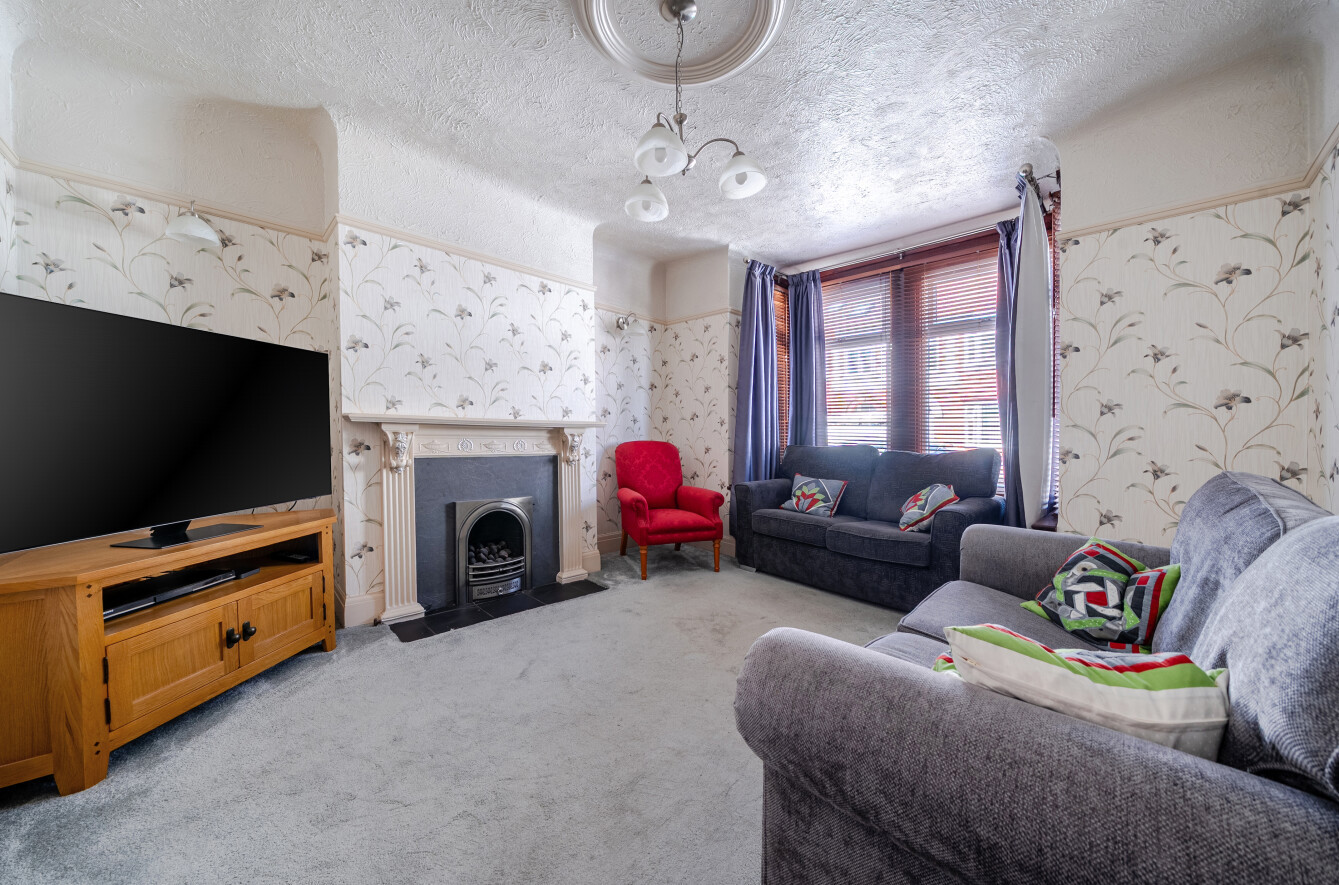 4 bedroom  terraced house for sale