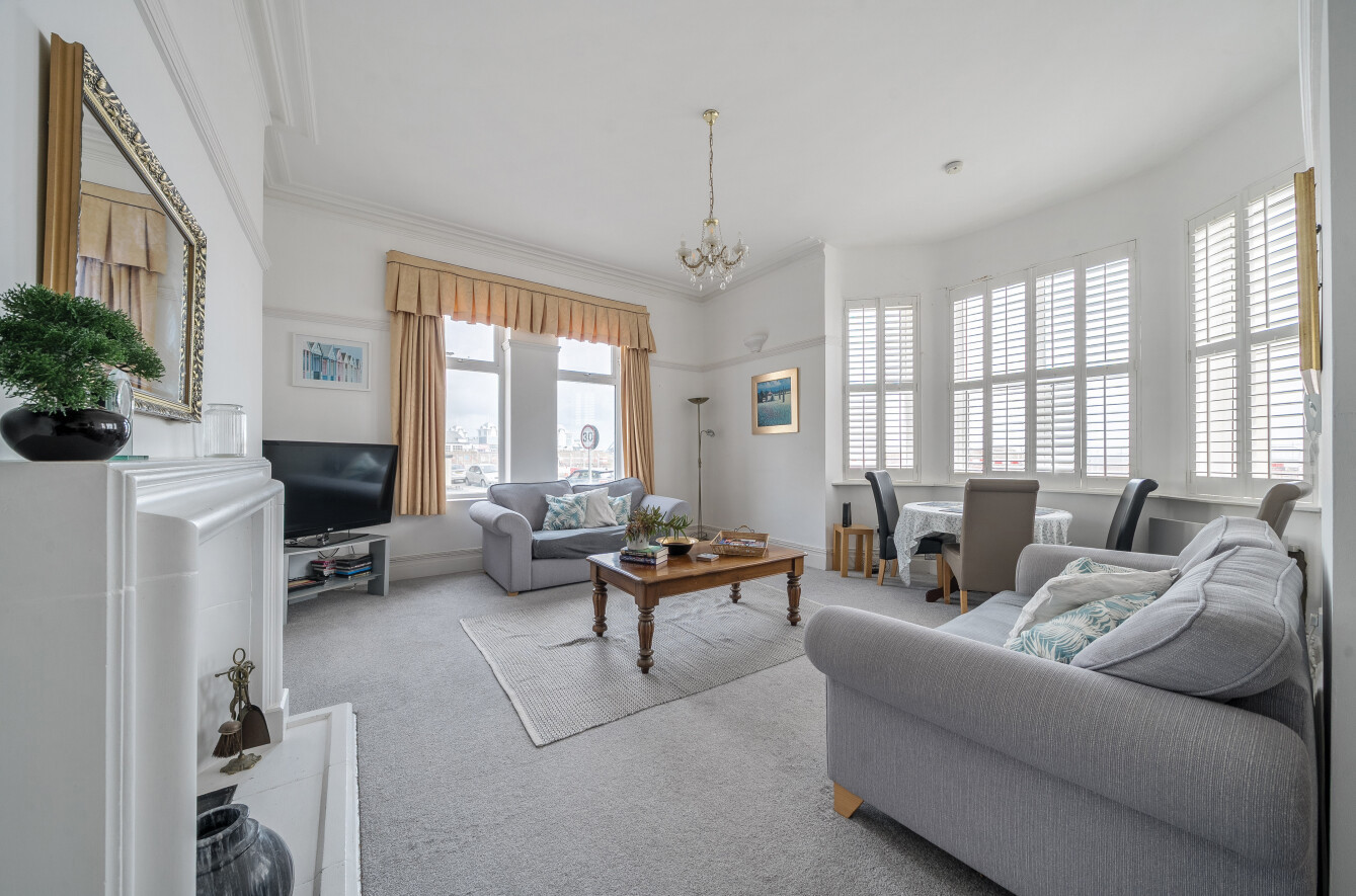 1 bedroom apartment for sale