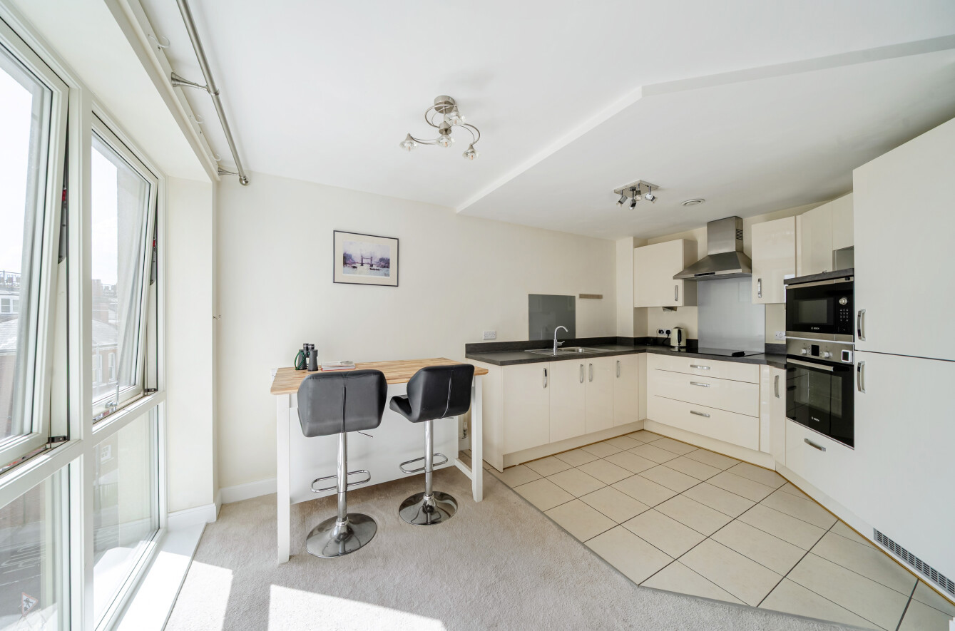 2 bedroom house for sale