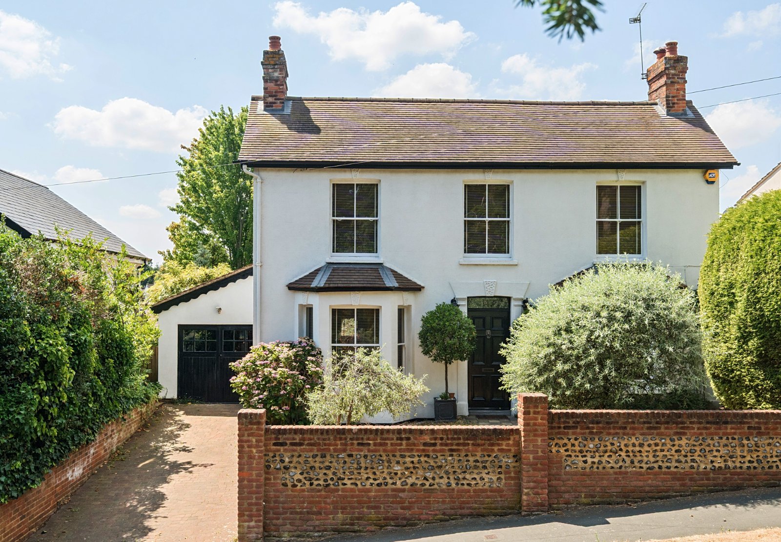 4 bedroom  detached house for sale