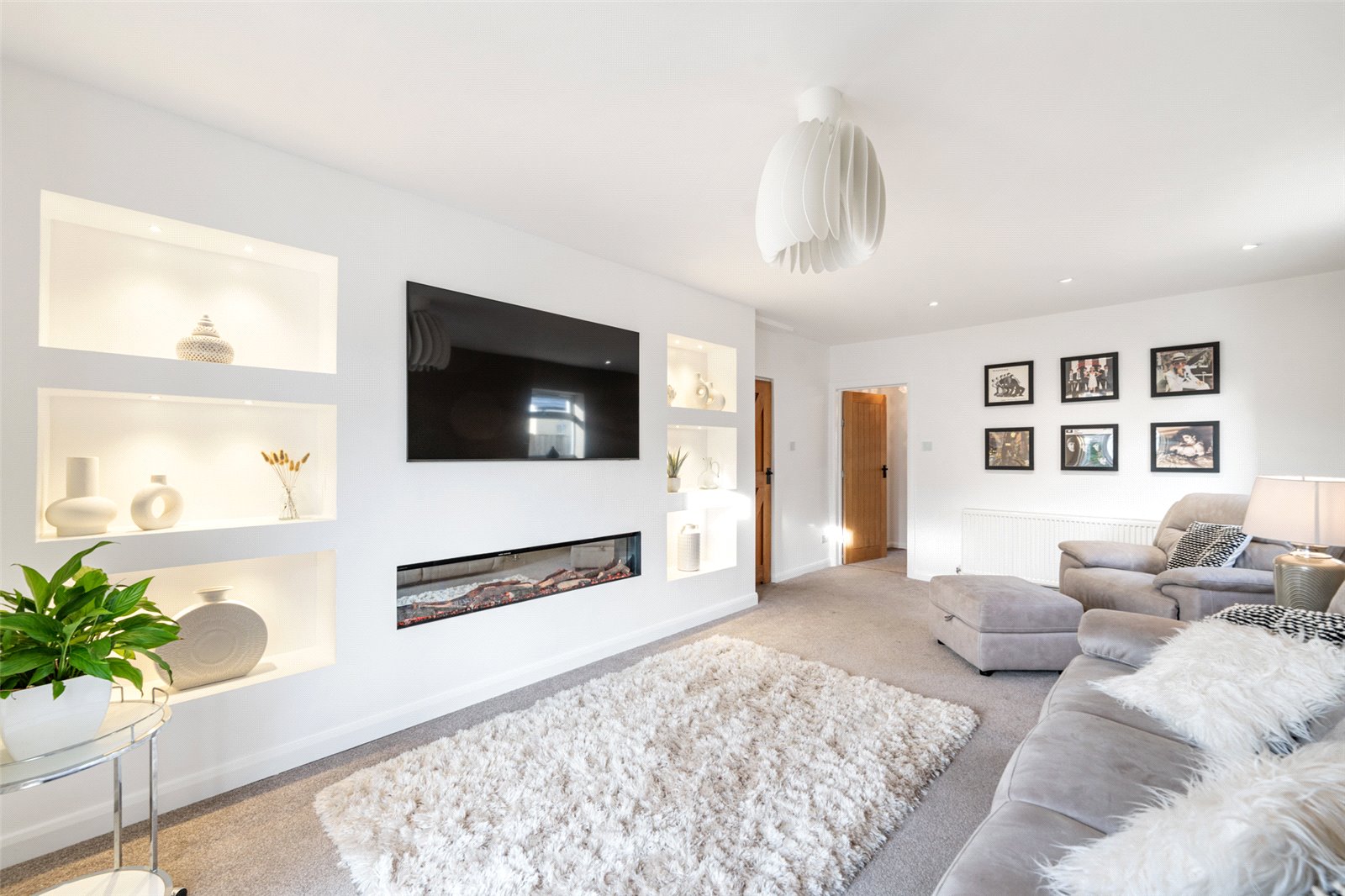 4 bedroom  detached house for sale