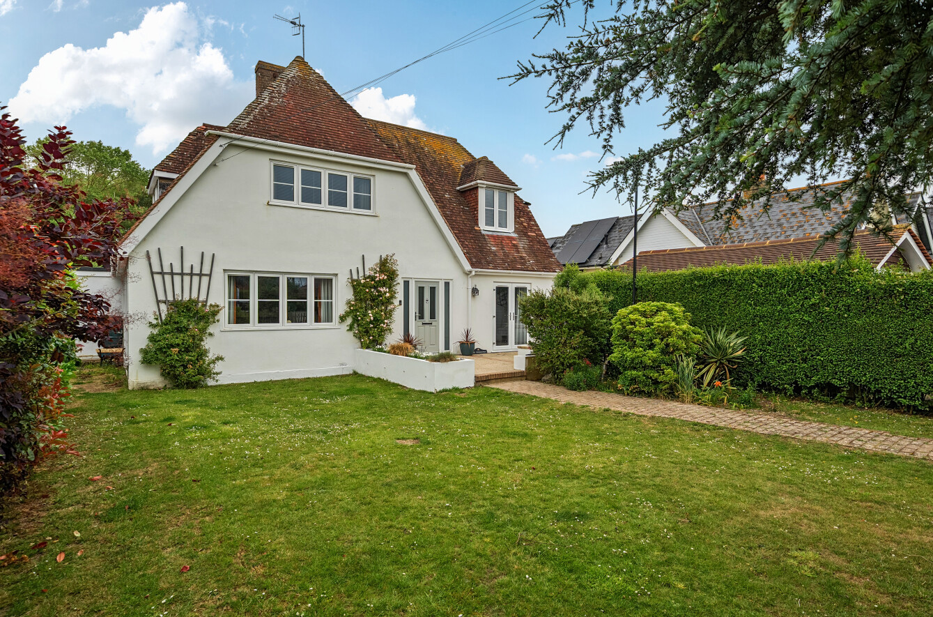 4 bedroom  detached house for sale