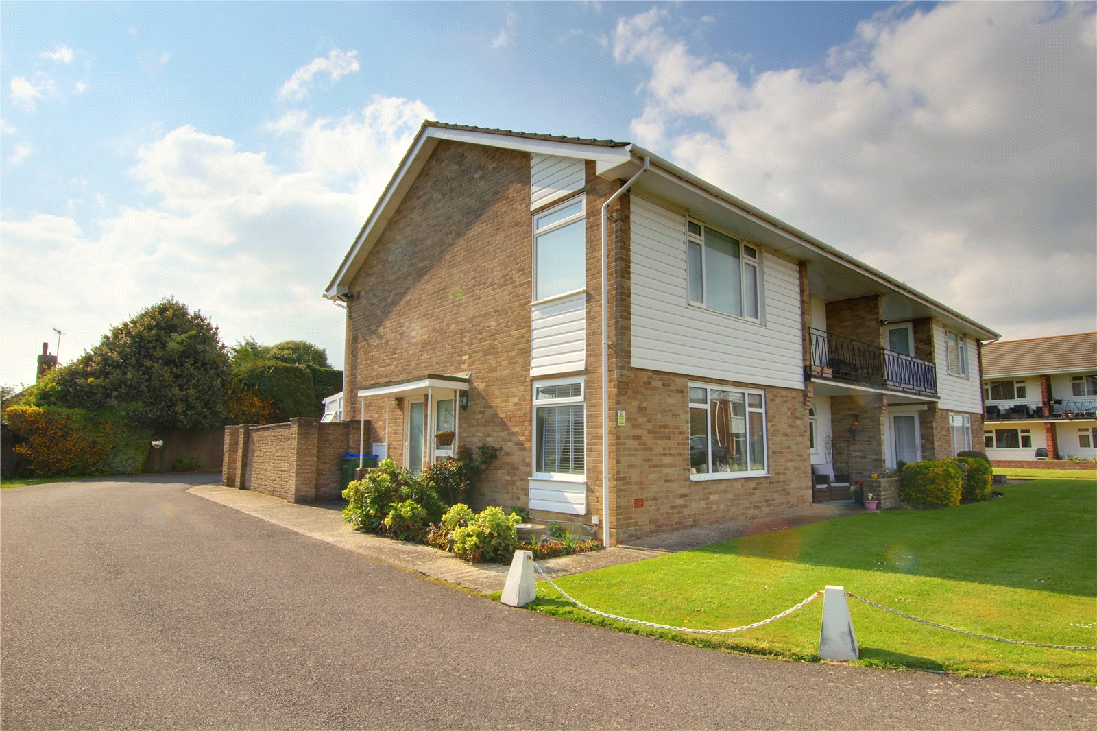 2 bedroom apartment for sale