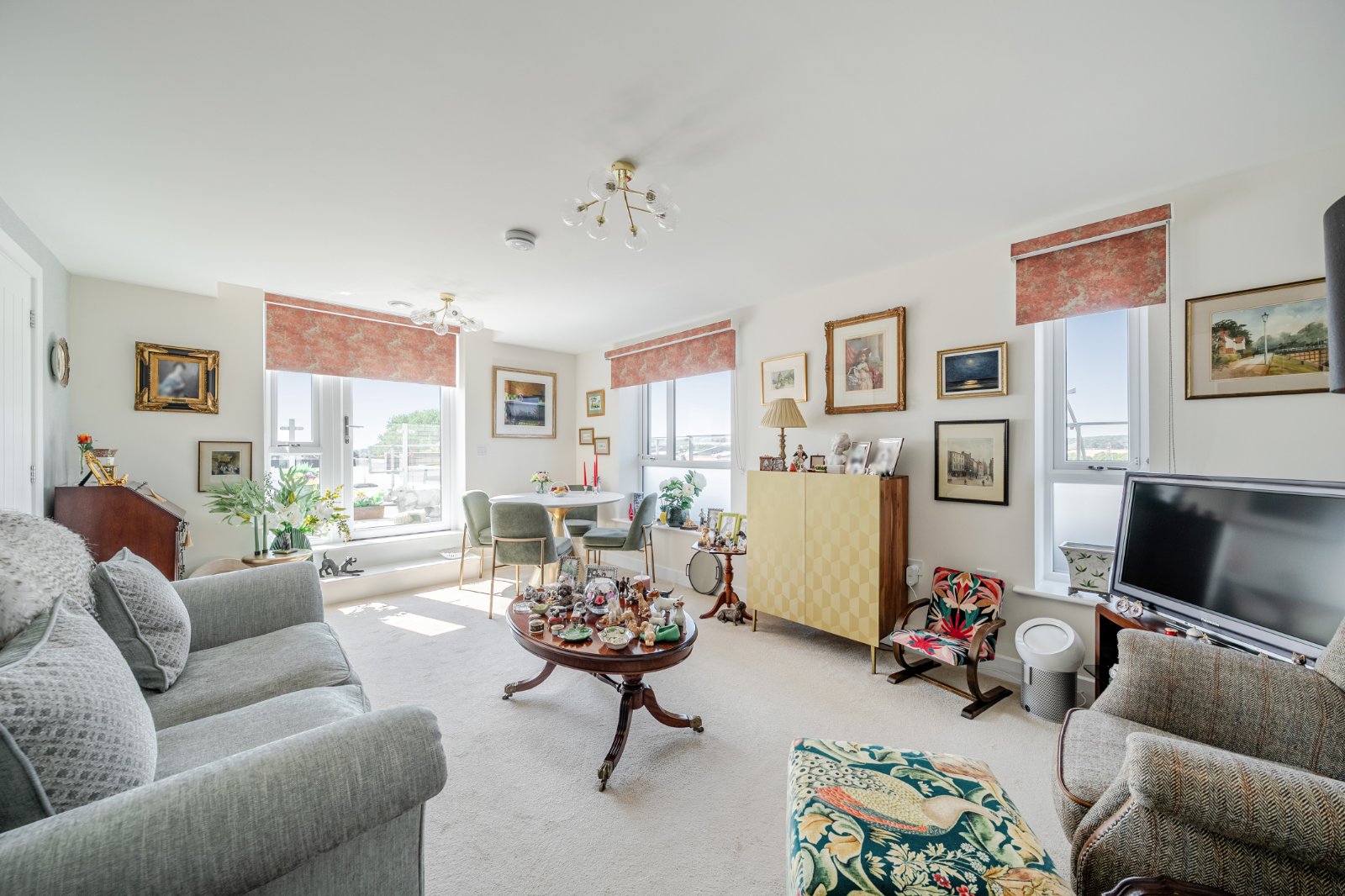 2 bedroom apartment for sale
