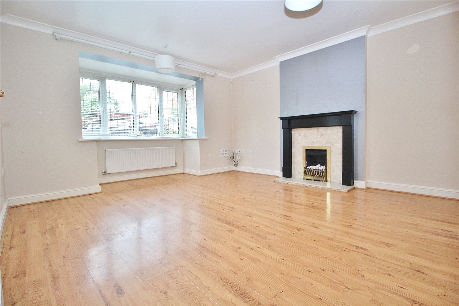 4 bedroom  detached house for sale