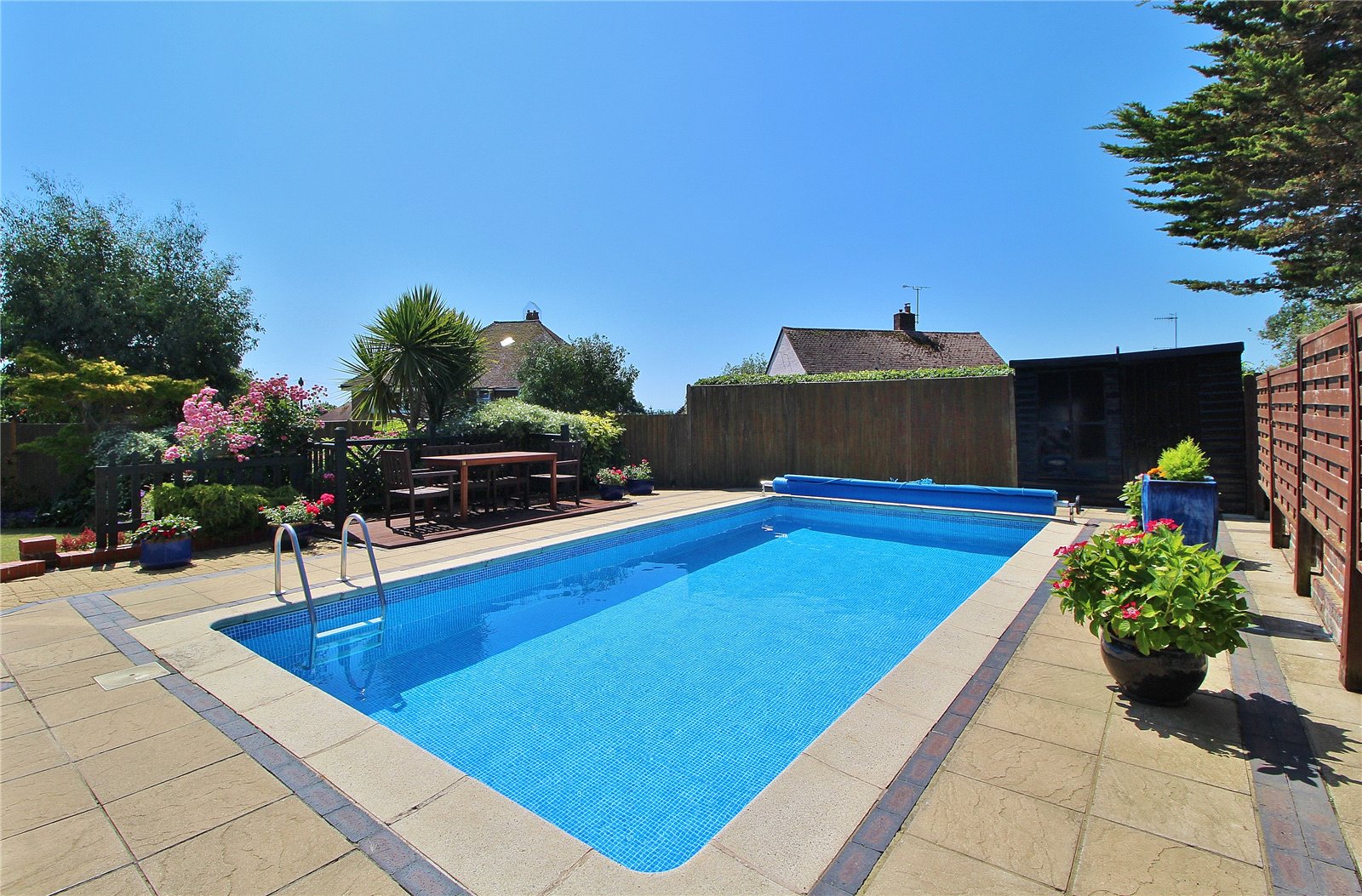 4 bedroom  detached house for sale
