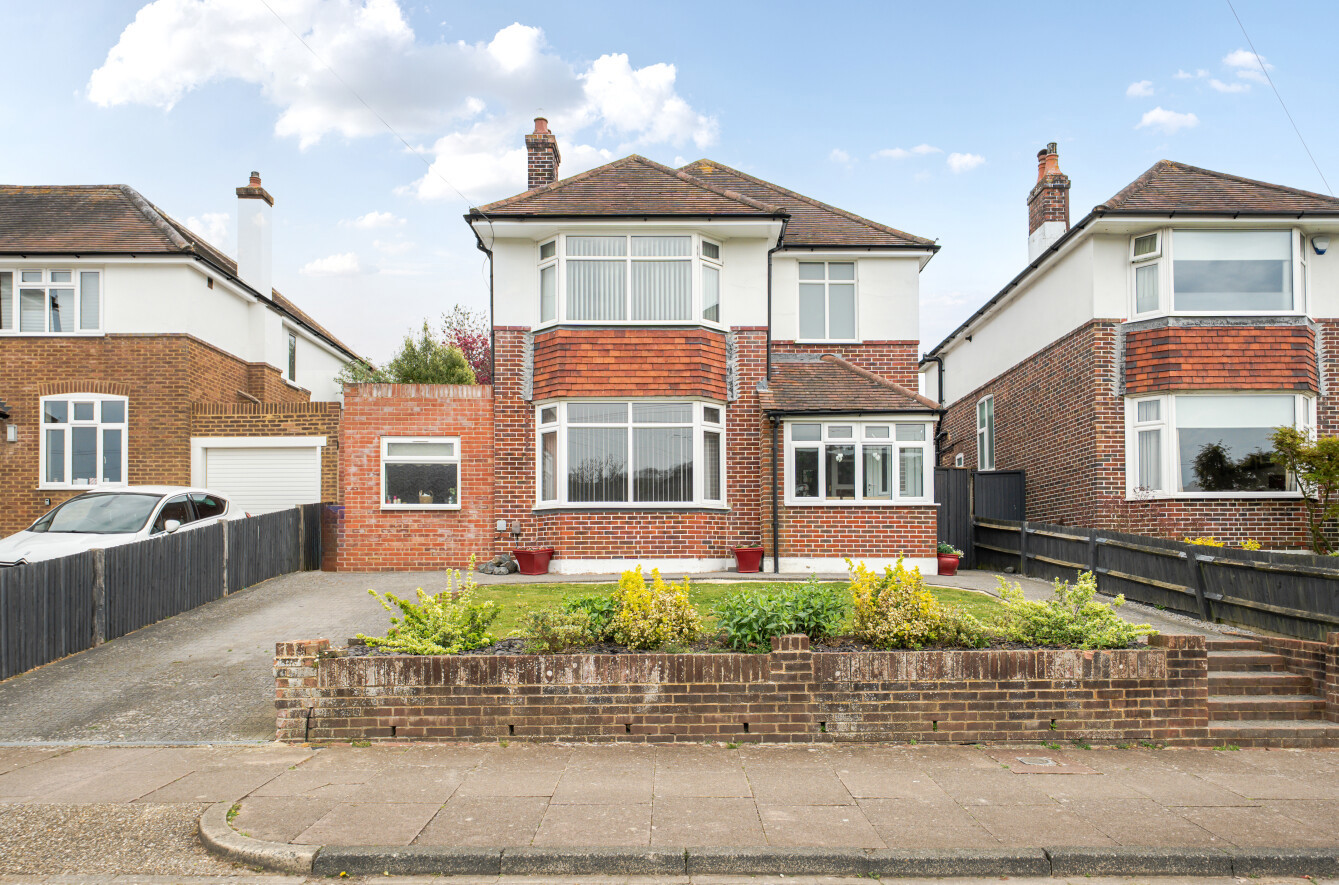4 bedroom  detached house for sale