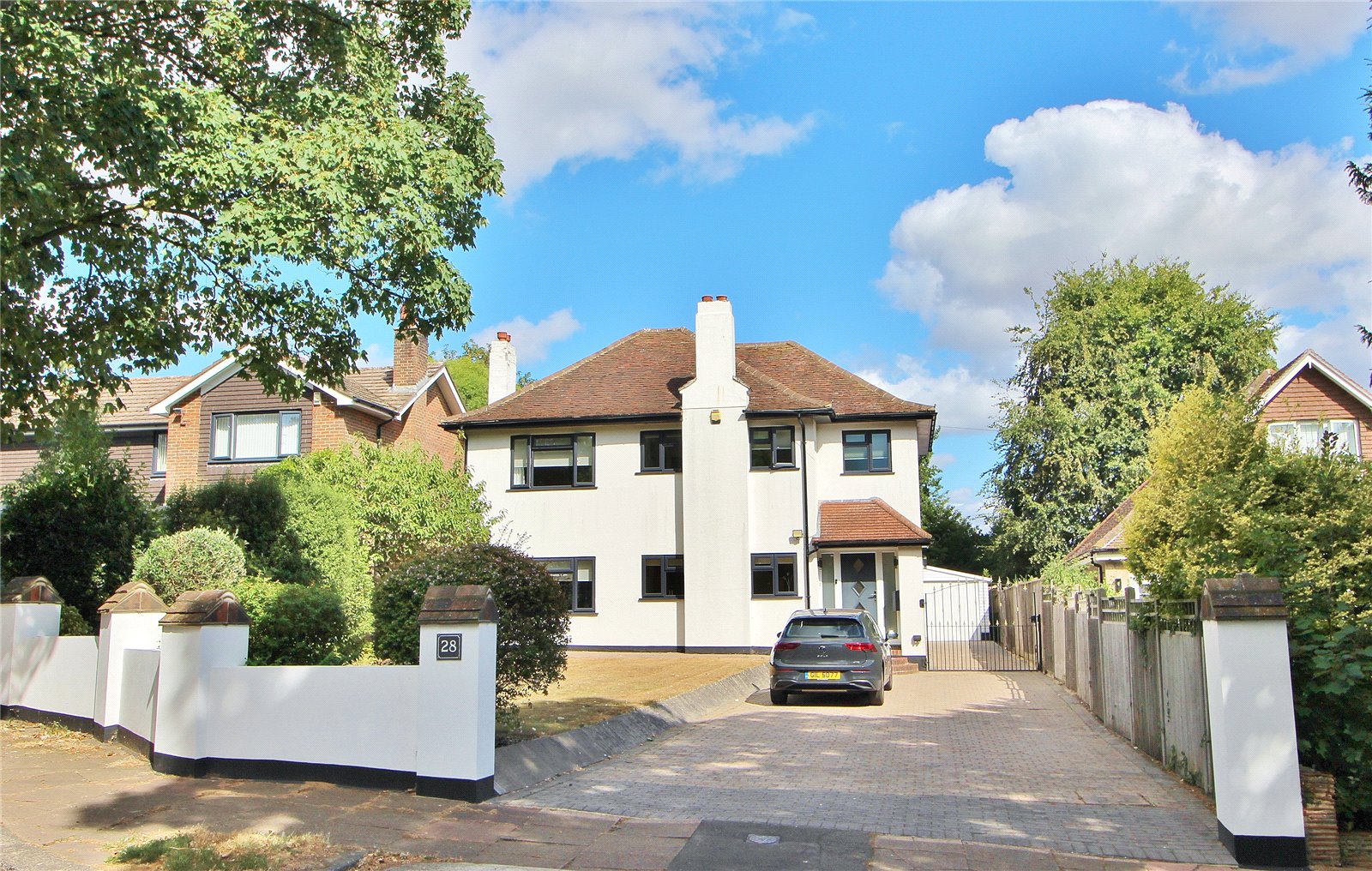 4 bedroom  detached house for sale