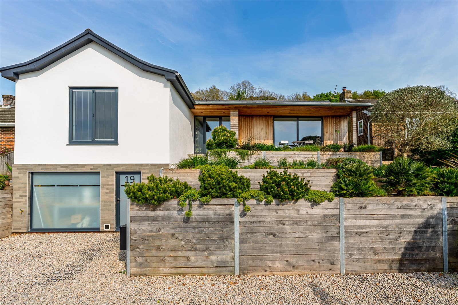 2 bedroom detached house for sale