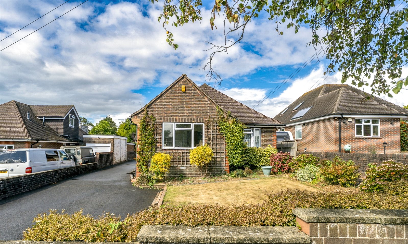 2 bedroom detached bungalow for sale