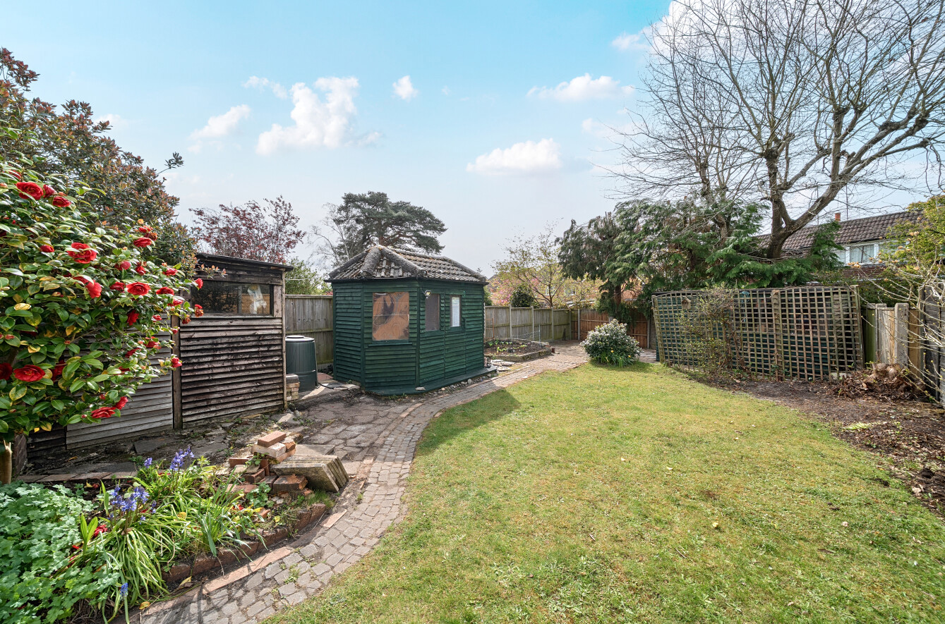 2 bedroom  semi-detached bungalow for sale