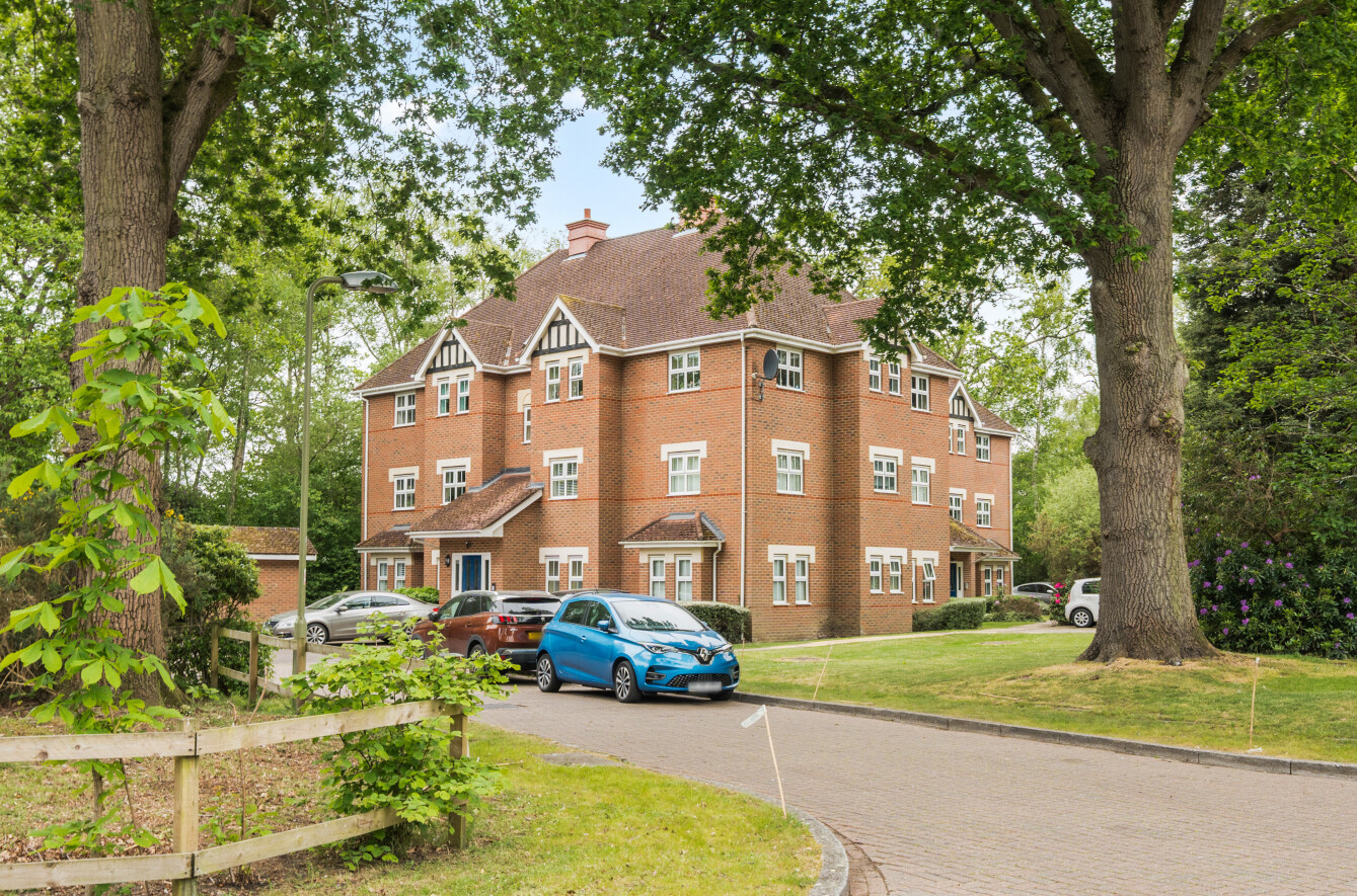 2 bedroom apartment for sale