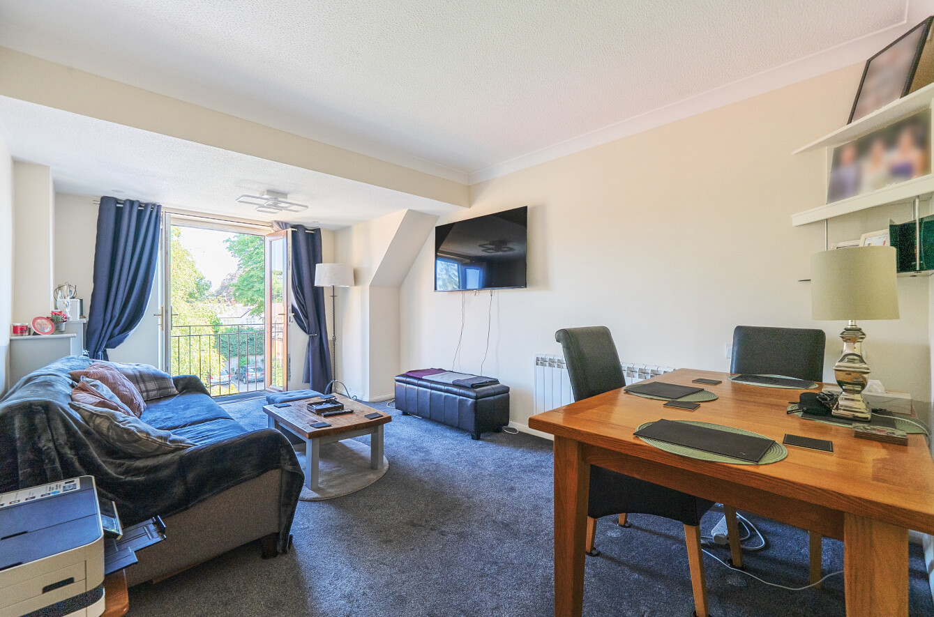 1 bedroom apartment for sale