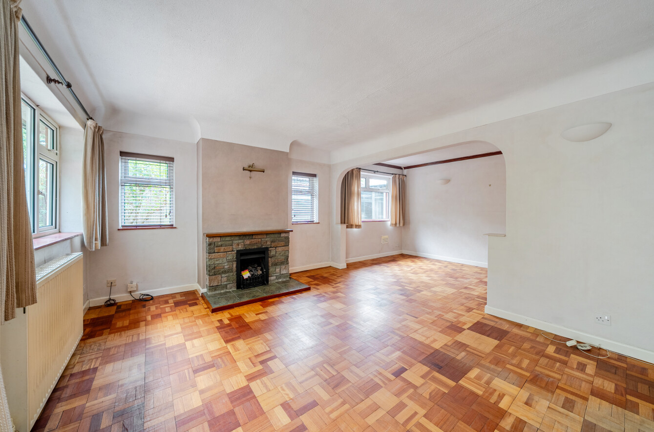 2 bedroom bungalow for sale