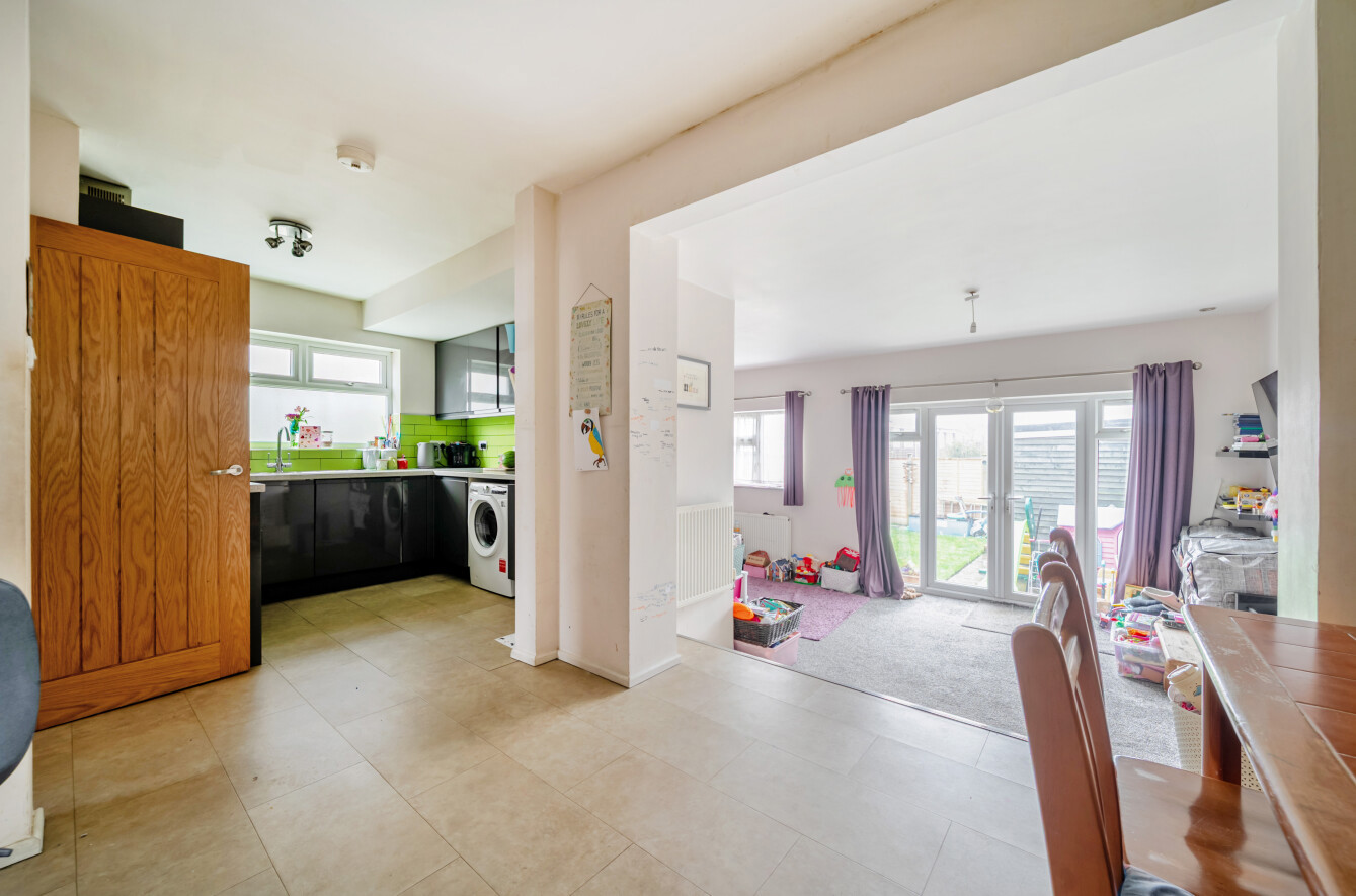 2 bedroom  semi-detached bungalow for sale