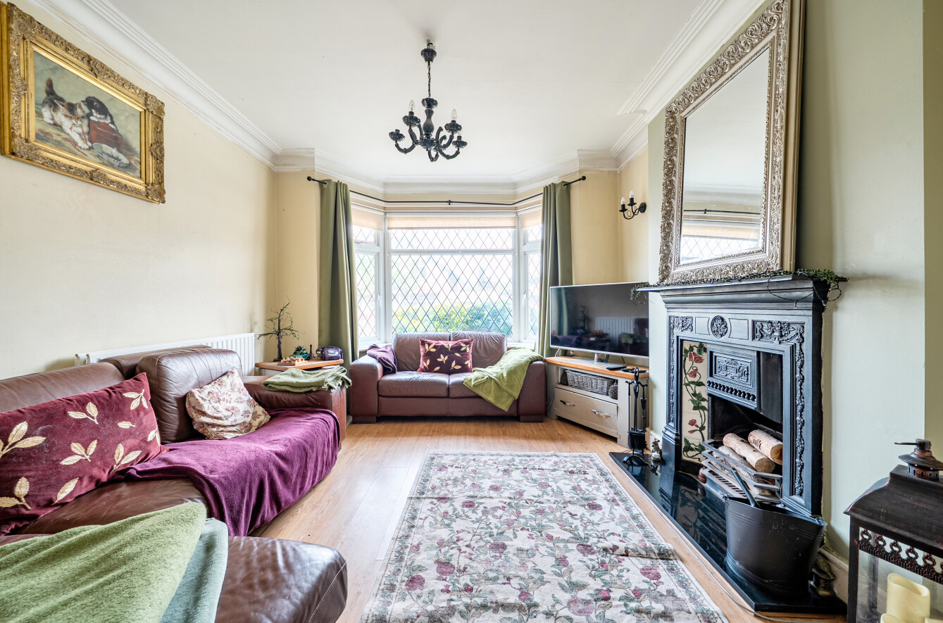 4 bedroom  semi-detached house for sale