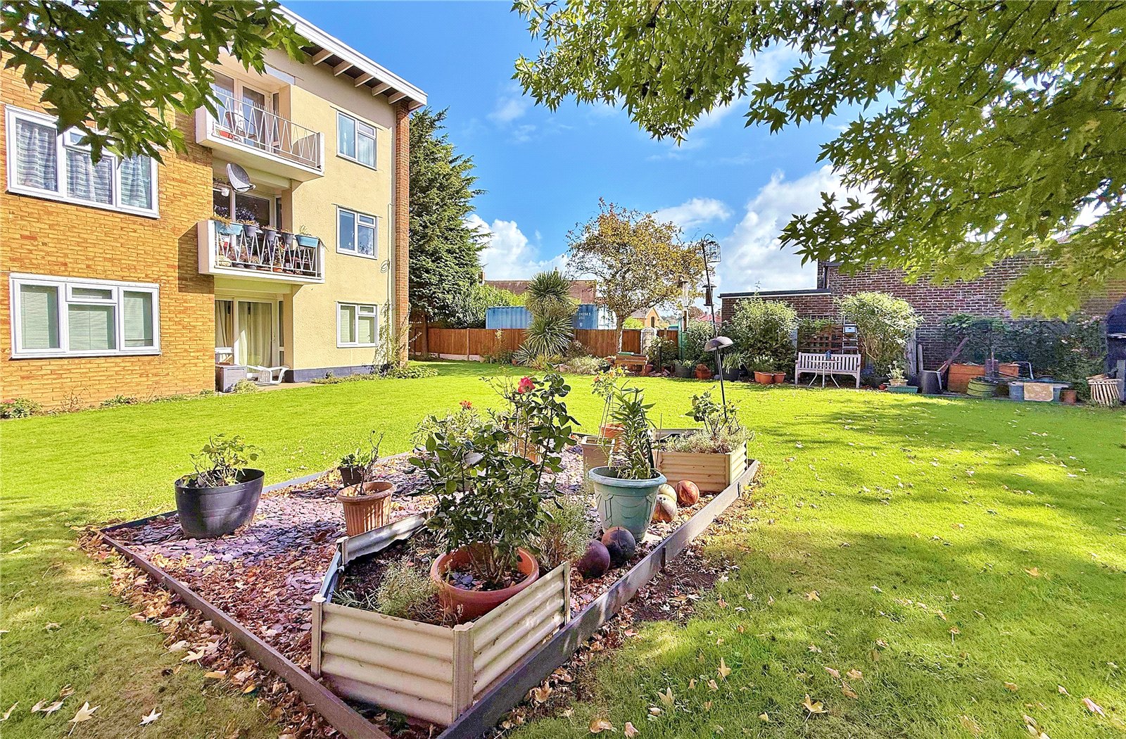 2 bedroom apartment for sale