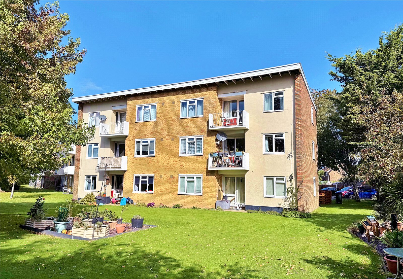 2 bedroom apartment for sale