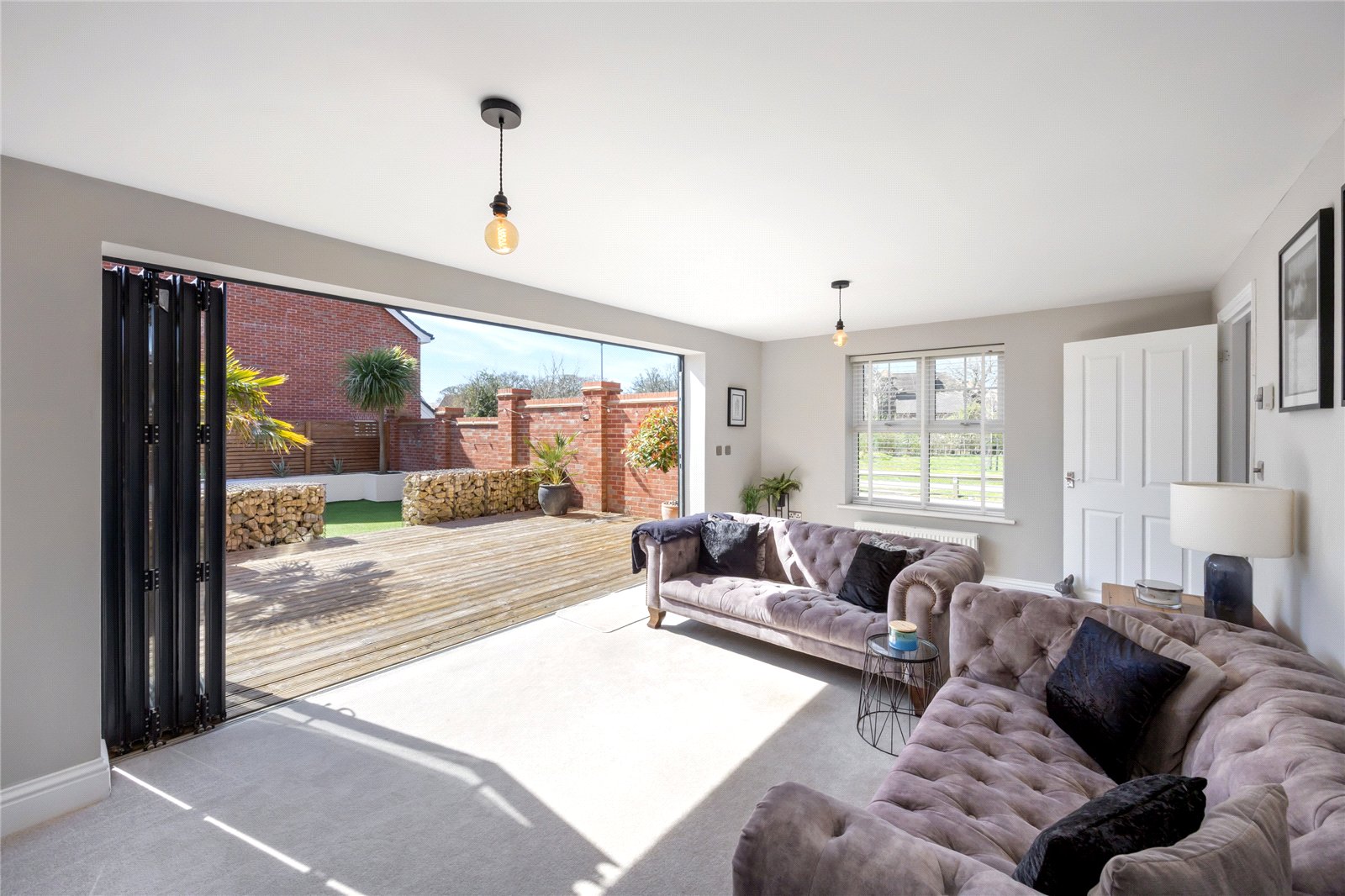 4 bedroom  detached house for sale