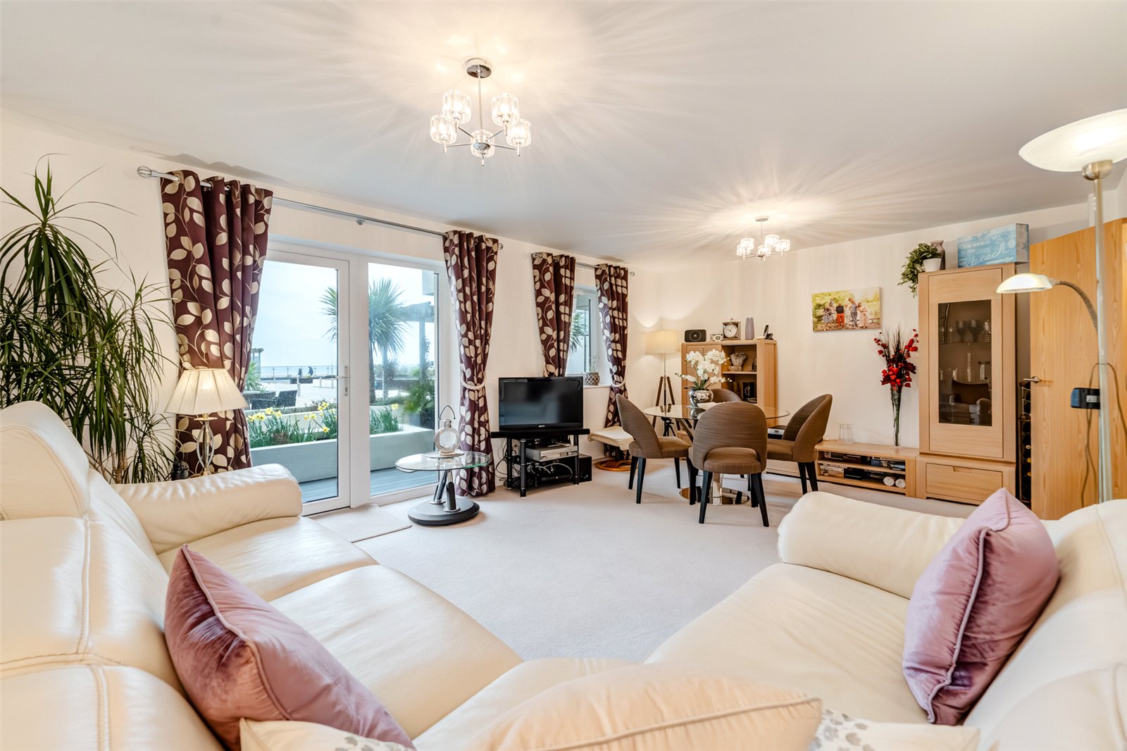 2 bedroom apartment for sale