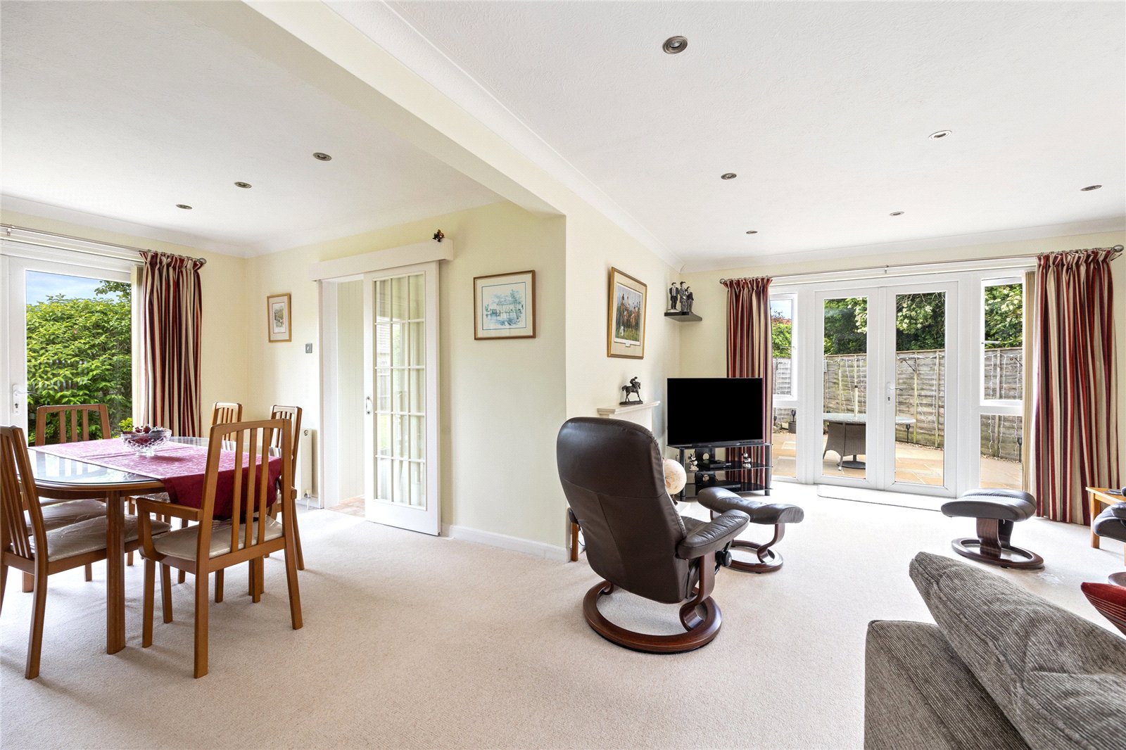 3 bedroom  detached bungalow for sale