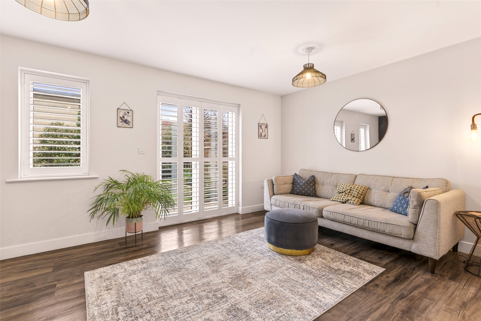 3 bedroom  semi-detached house for sale